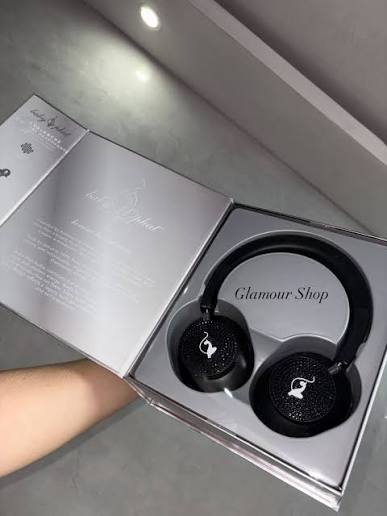 Baby phat avalanche wireless headphones