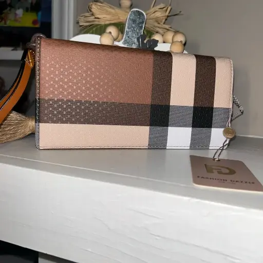 Fashion Dazzle Wristlet/wallet (burberry design)
